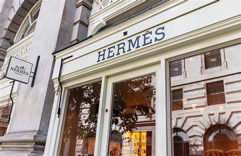 how much do hermes employees make|Working at Hermès: Employee Reviews about Pay & Benefits.